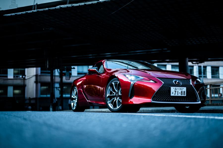  Lexus LC500 2017 года  (JP) (фото 37 из 40)